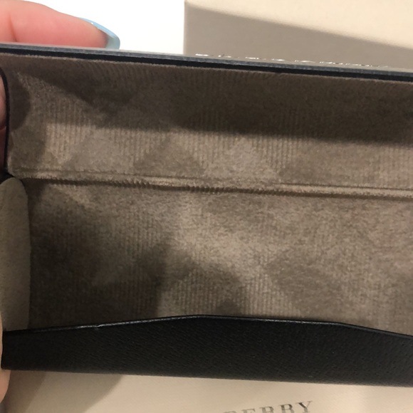 Burberry Aviator Metal Sunglasses - Picture 8 of 10